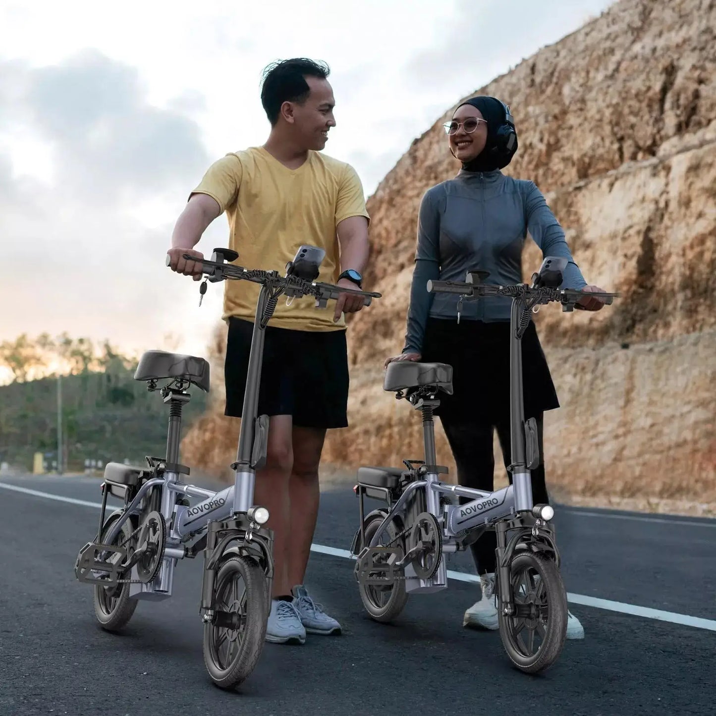 AOVOPRO 14 Inch EB60 Foldable Electric Bike 500W 48V 10.4AH Two Seat Long Range 22MPH 28 Miles